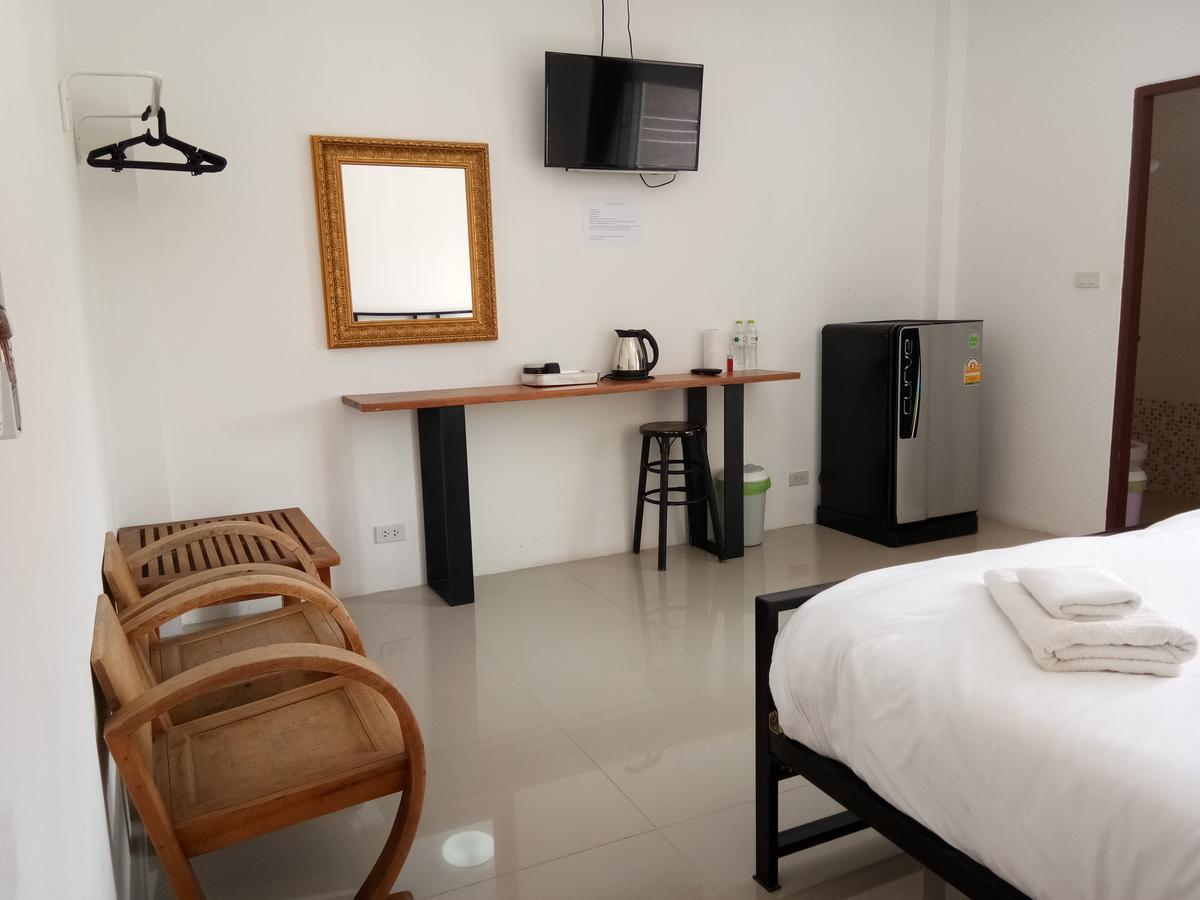 The Wang Apartment Chalong Luaran gambar